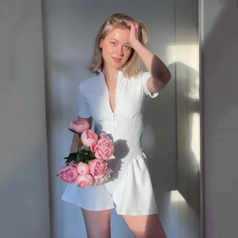 Autumn Elegance Zip-Up Bodysuit: Stylish O-Neck with Zip Closure