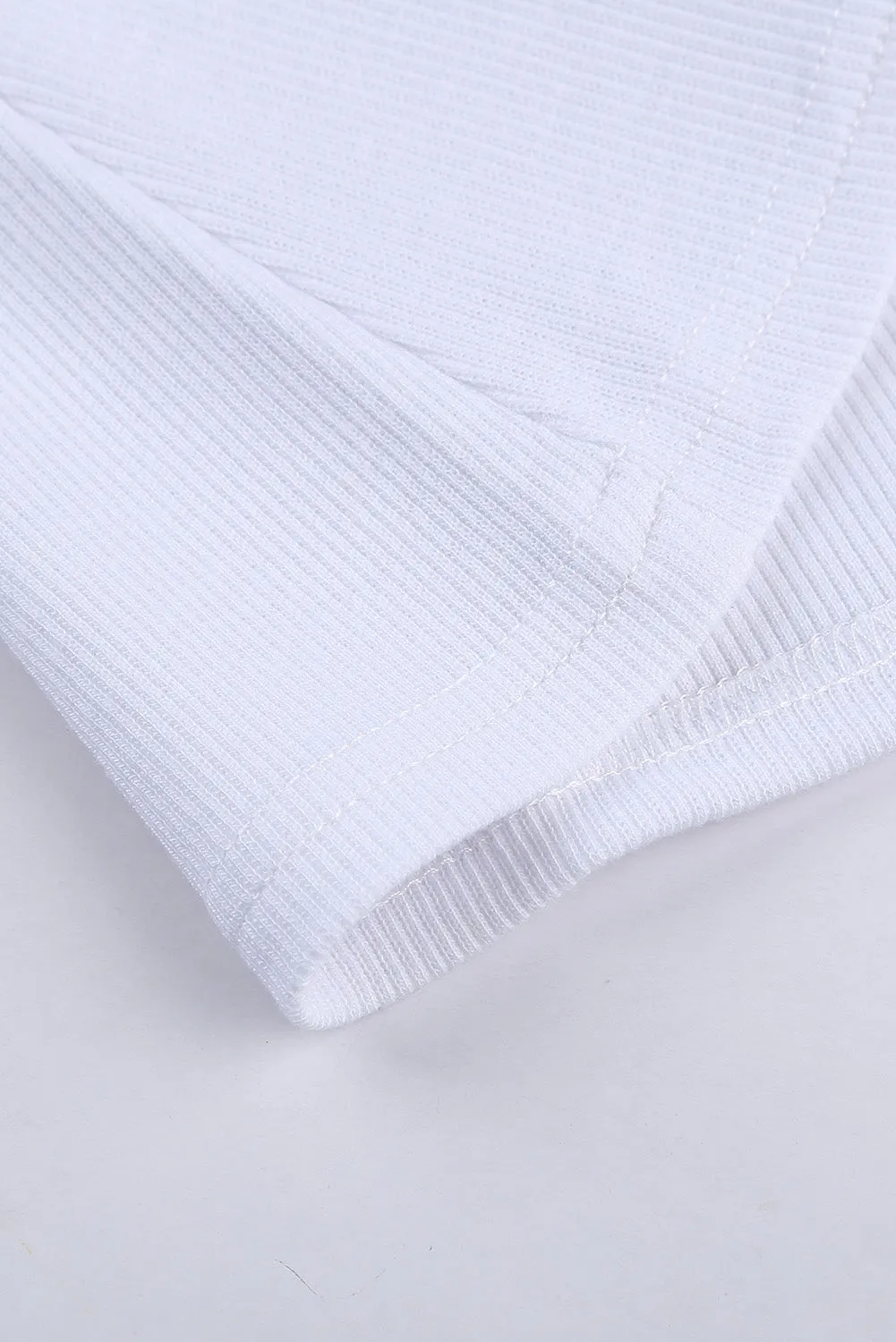 Classic Ribbed Round Neck Tank Top | Sexy, Comfy, and Effortlessly Chic 😎🔥
