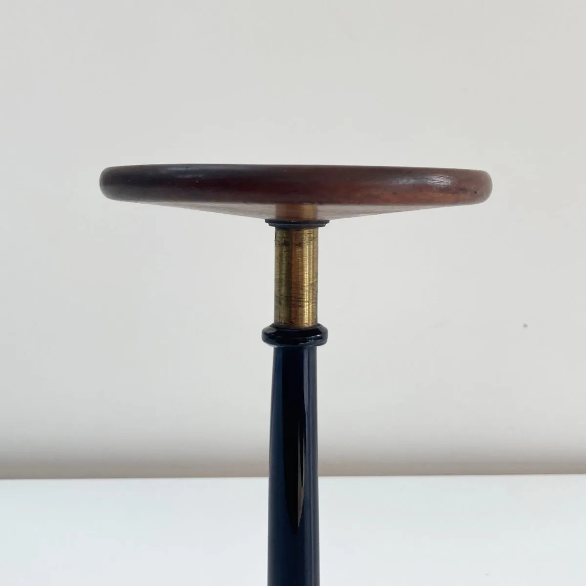 Georgian Electrostatic Machine Insulating Table Stand