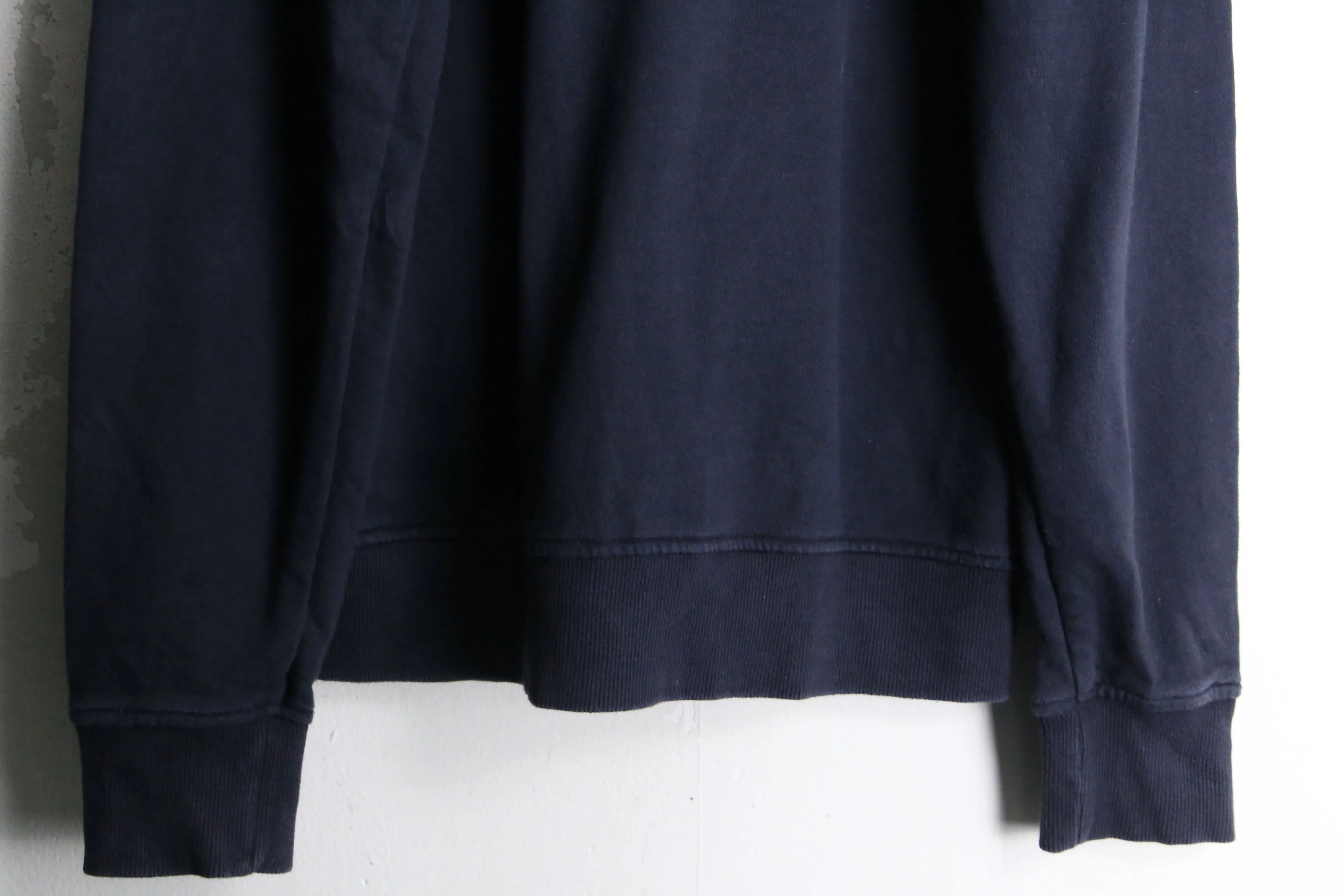 "FRED PERRY" navy zip up parka